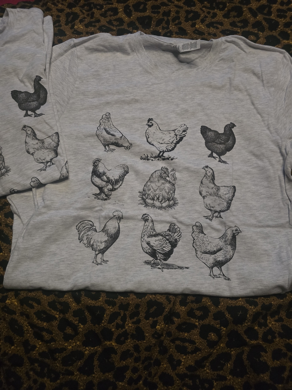 Women's Light Gray Short Sleeve Tee with Chicken Illustration